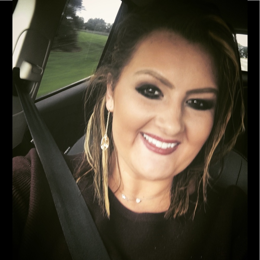 Meet your Posher, Tara